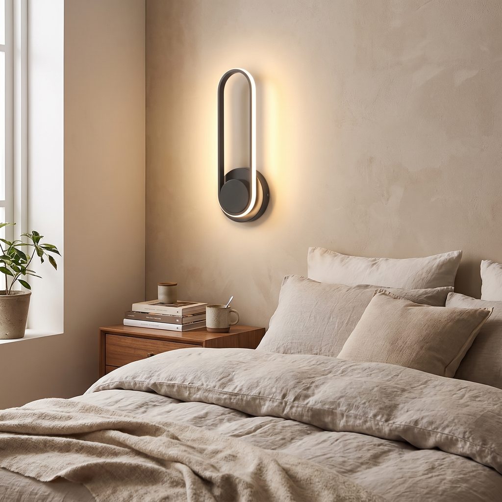 Modern LED wall light with 330 degree rotating aluminium sconce