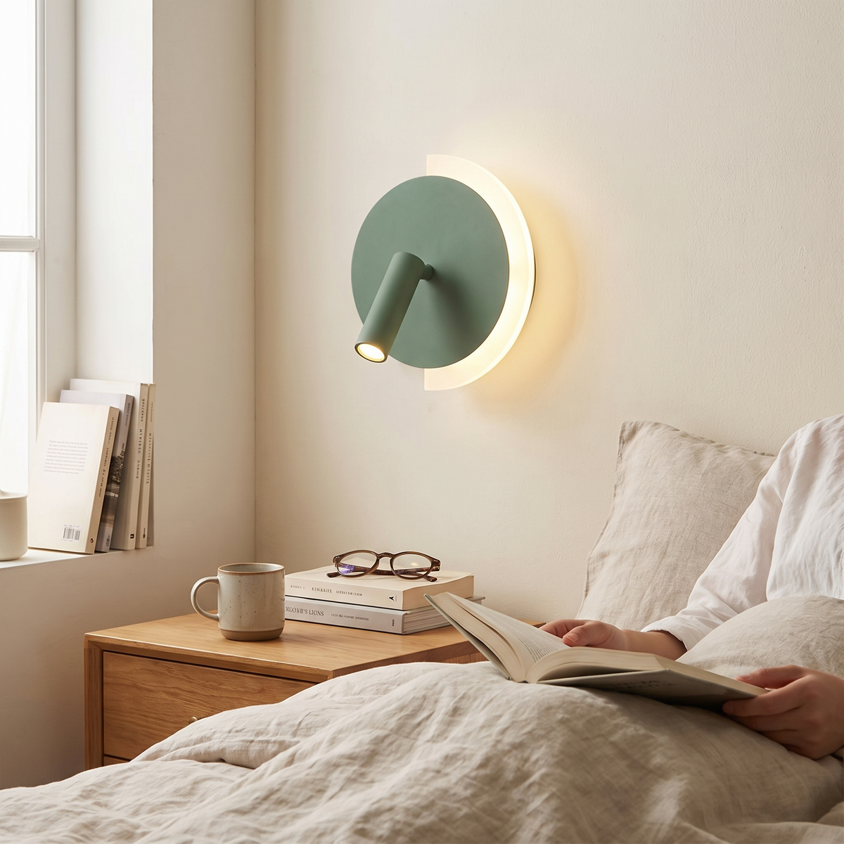 LunaSpot Wall Light | Modern LED Bedside Design