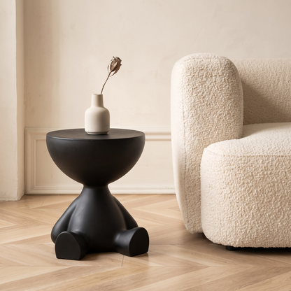 Mila Side Table in Black