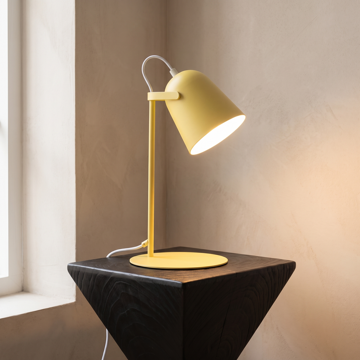 Nordic Metal LED Desk Lamp in Yellow