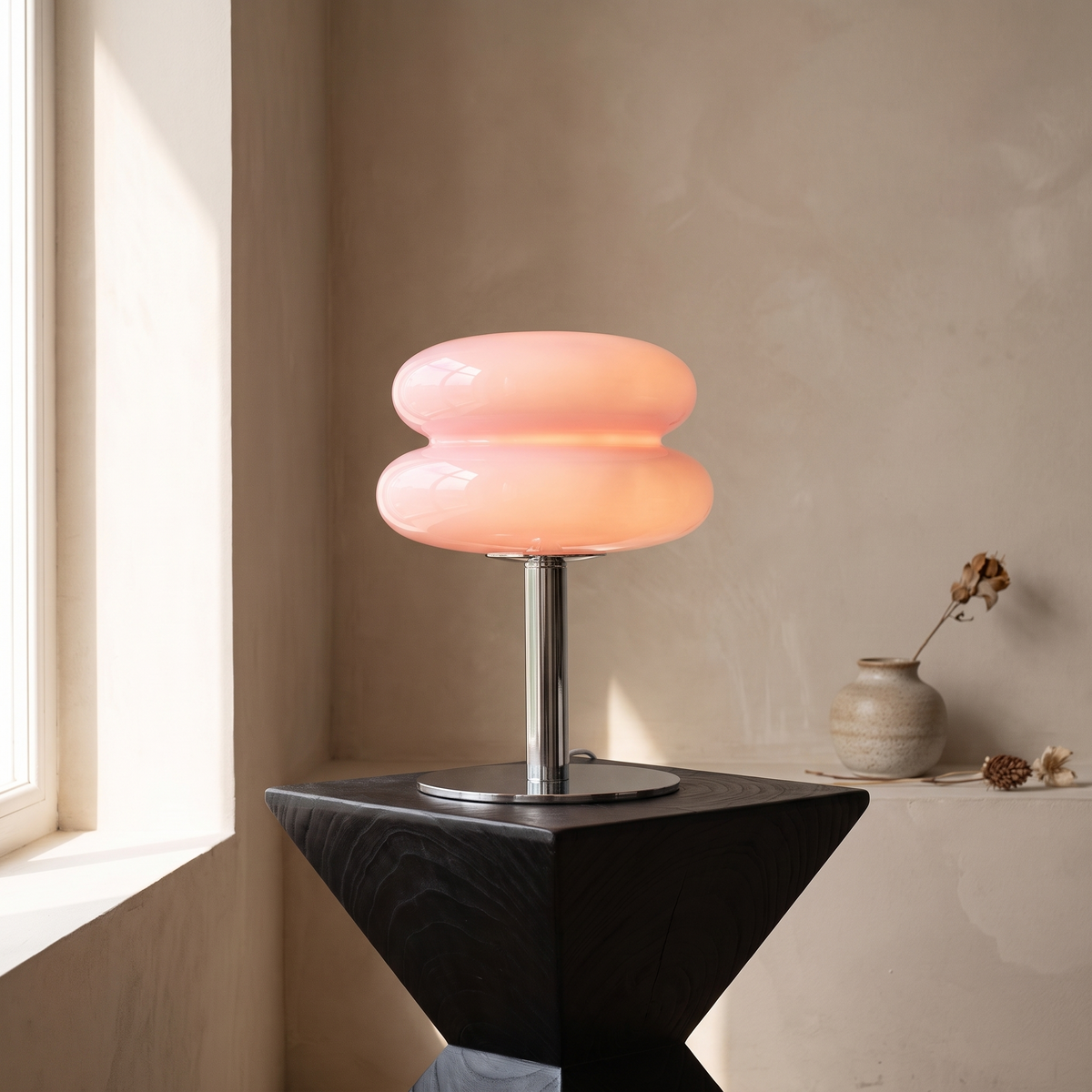 Italian Designer Glass Table Lamp in Pink