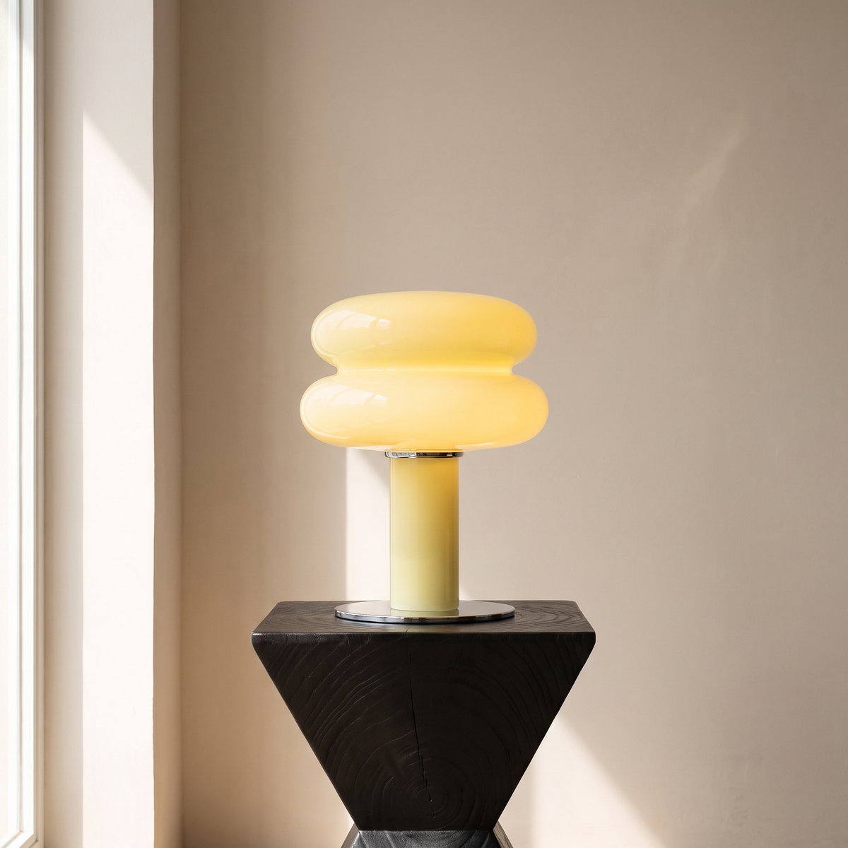 Italian Designer Glass Table Lamp in Light Yellow