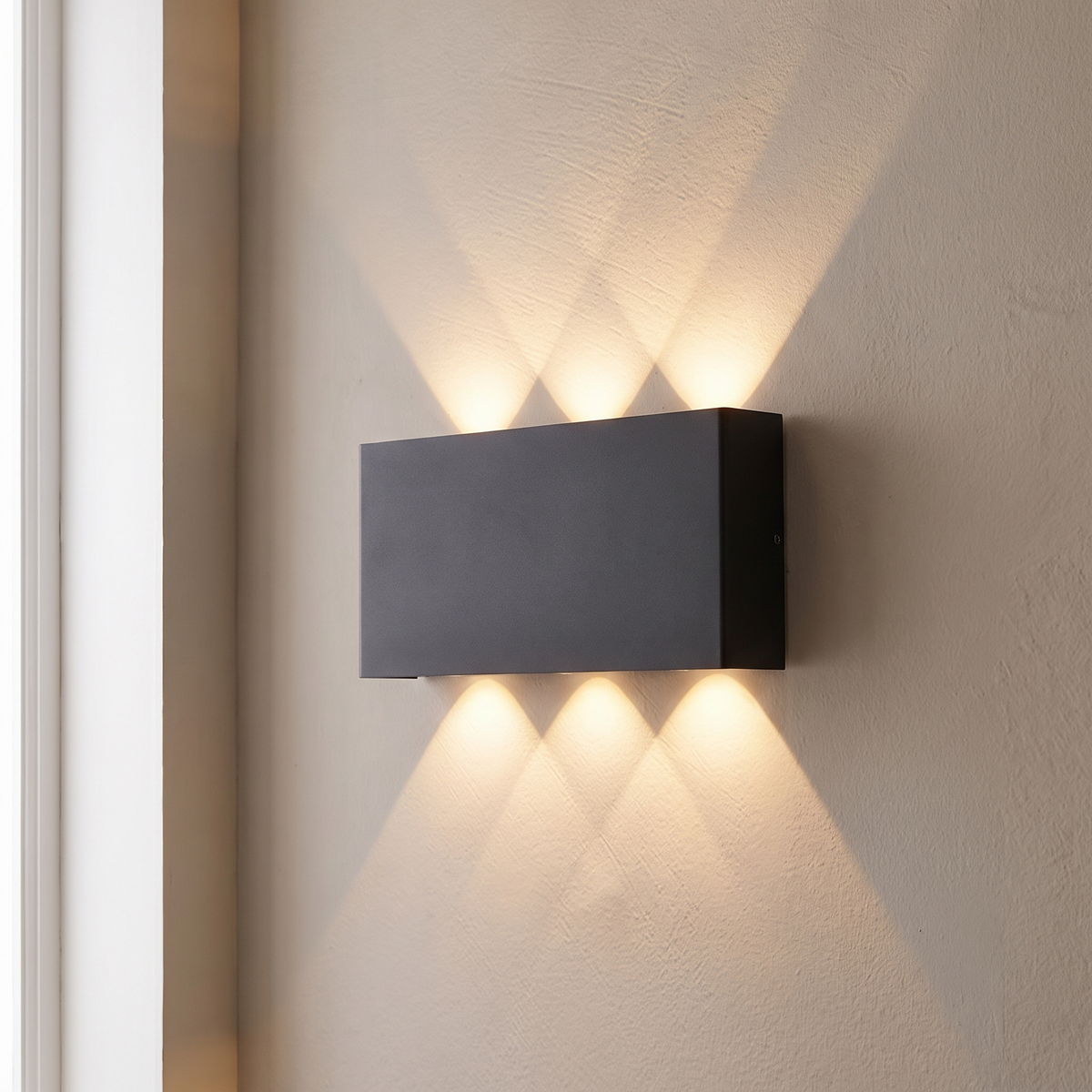 LumiBlock Rechargeable Wall Lamp in Black