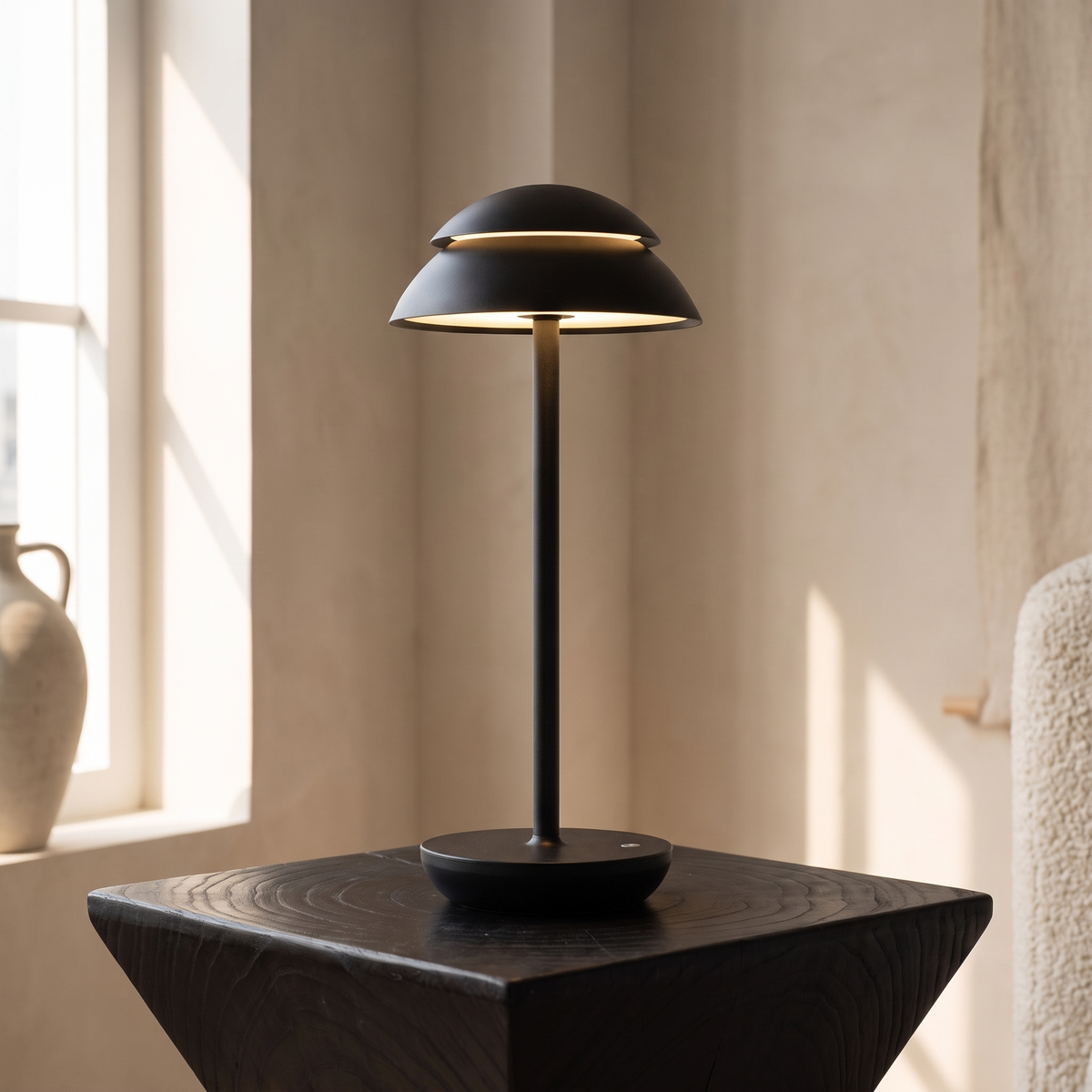 PowerLuxe Rechargeable Table Lamp in Black