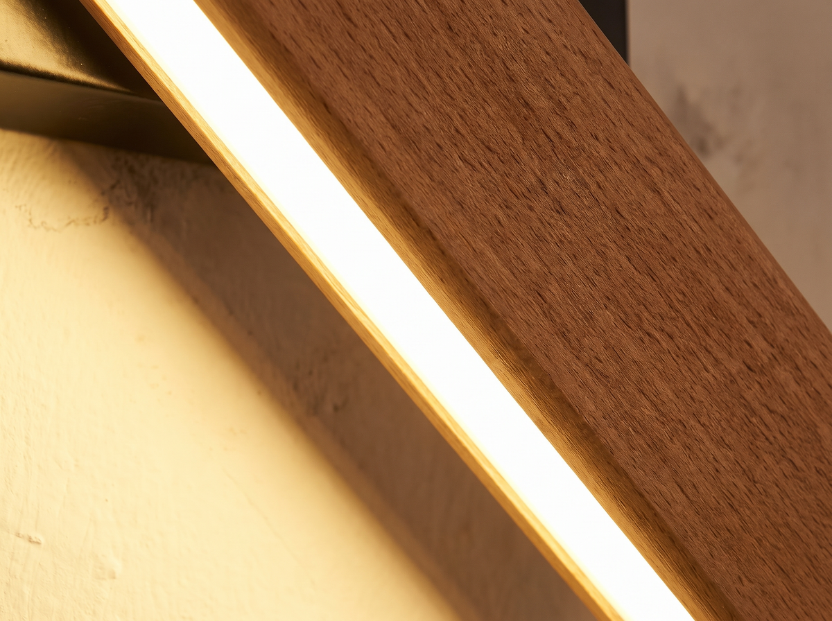 rowan-iwt2-glow-detail
